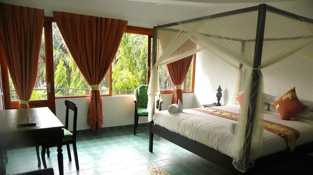 The Willow Boutique Hotel Phnom Pen Exterior foto