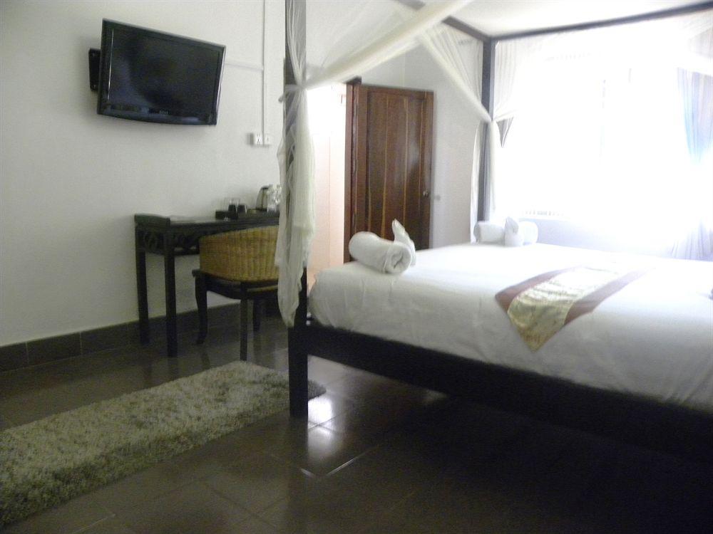 The Willow Boutique Hotel Phnom Pen Exterior foto