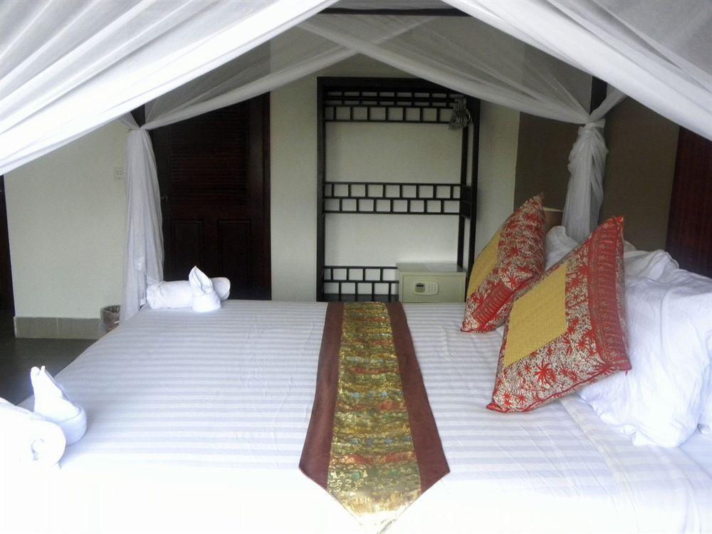The Willow Boutique Hotel Phnom Pen Exterior foto