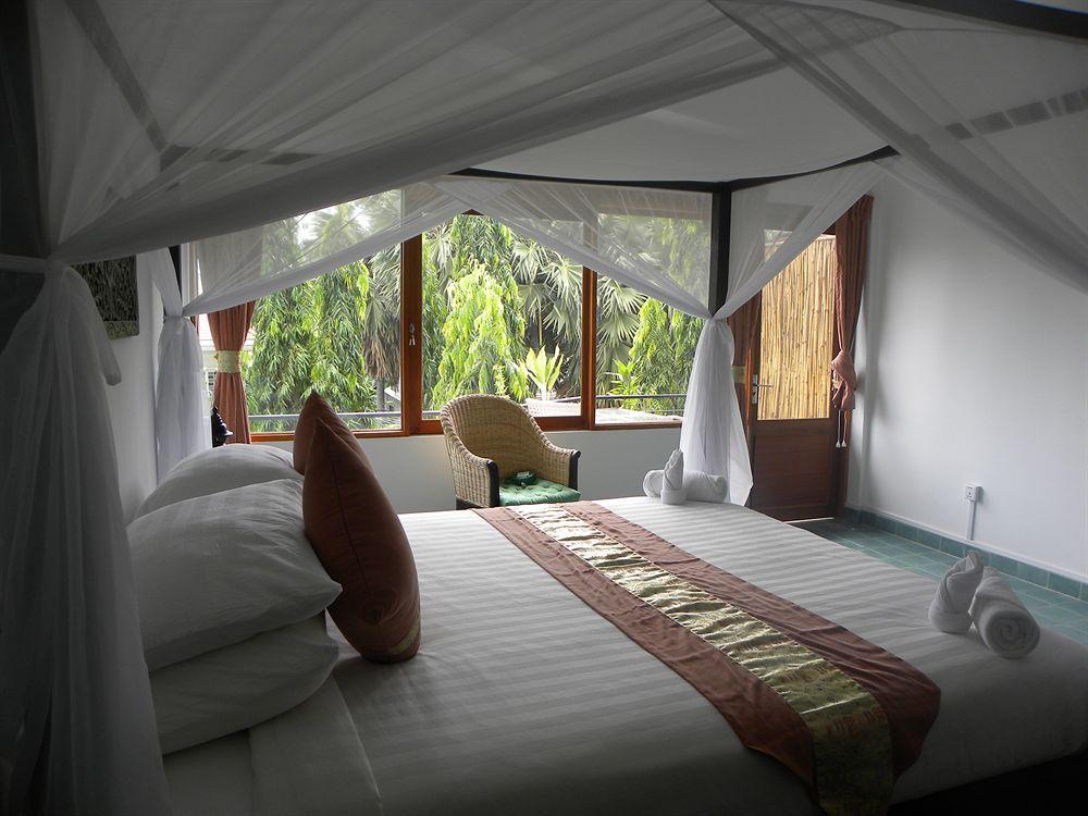 The Willow Boutique Hotel Phnom Pen Exterior foto